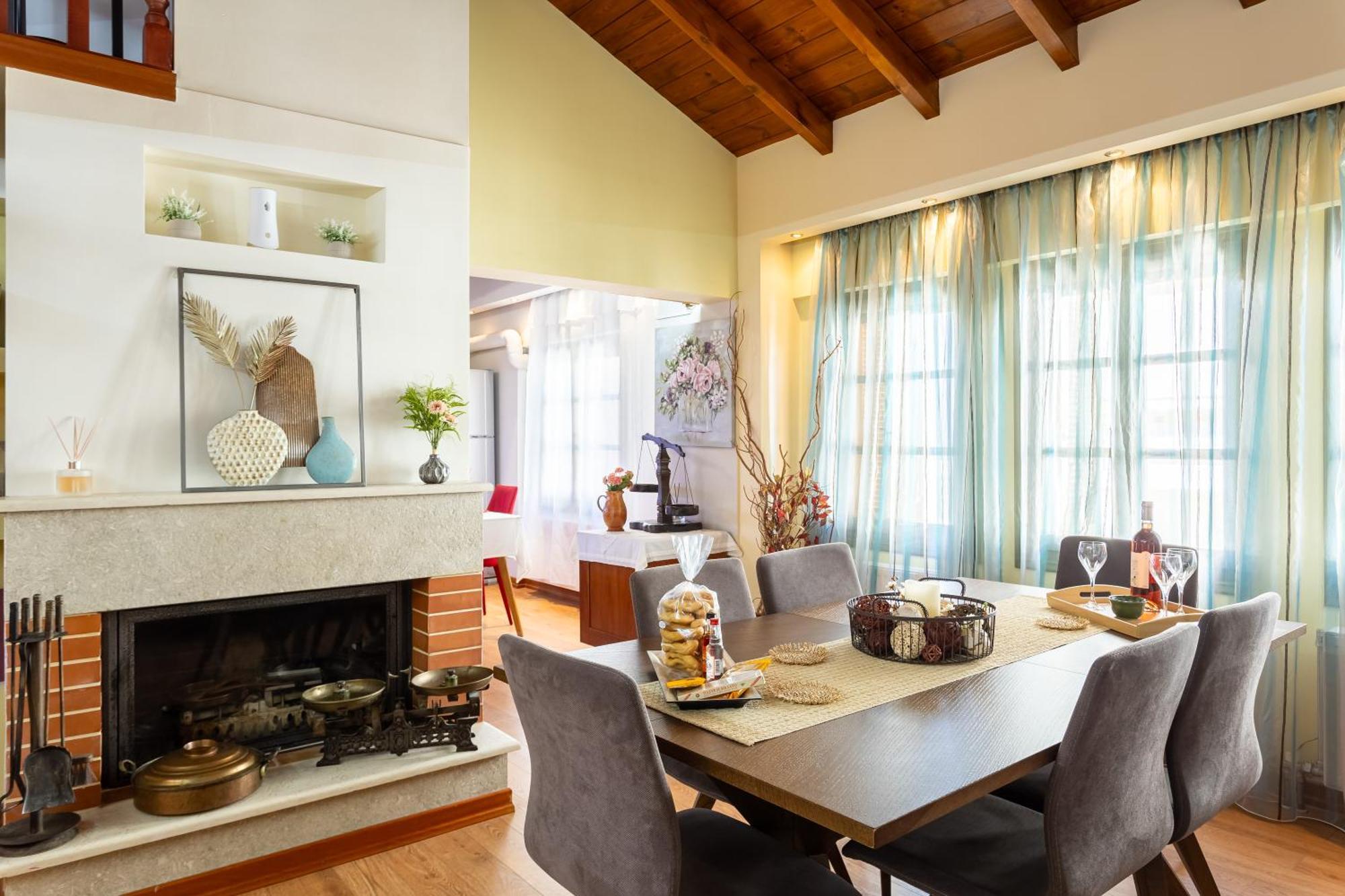 Lito'S Central Gem - Cozy Dream Getaway Kalamata Esterno foto